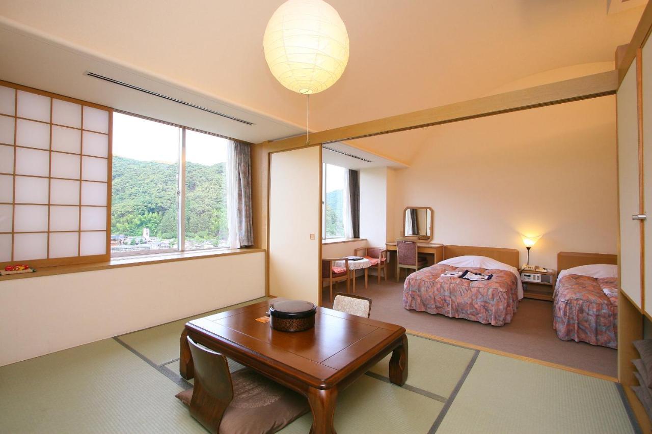Hotel Seira Shimanto Симанто Экстерьер фото